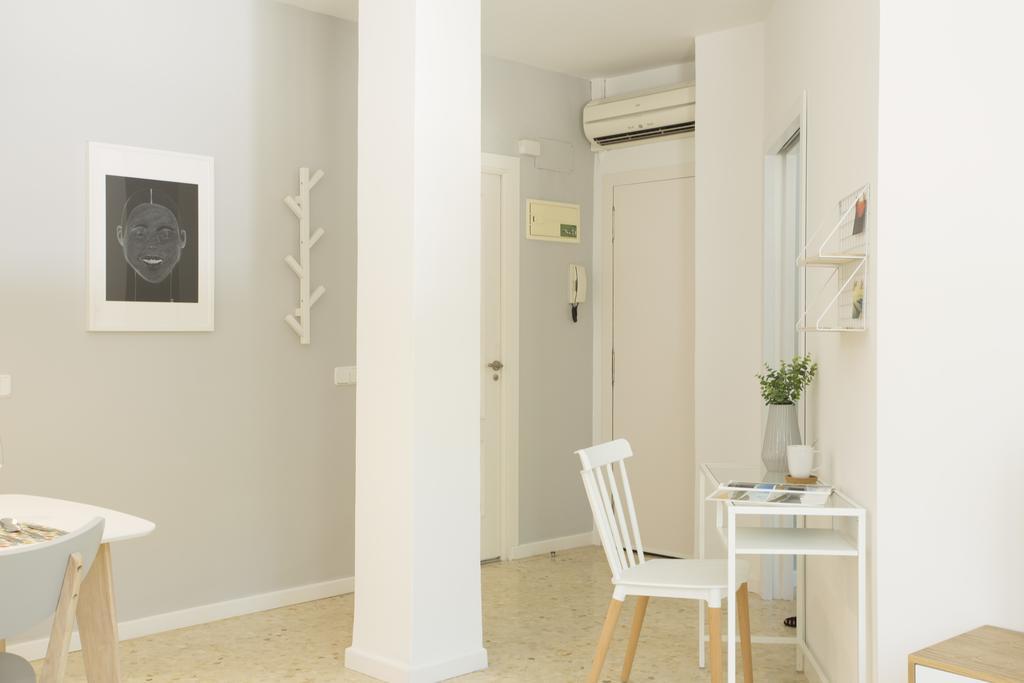Singularstays Plaza Del Carmen Valencia Exteriör bild