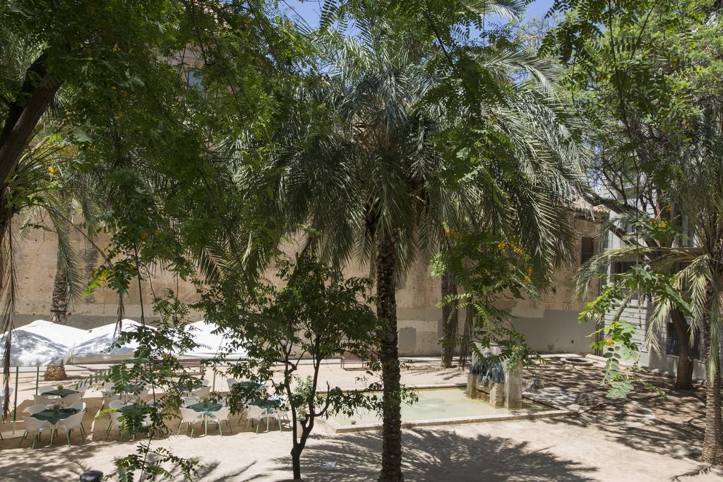 Singularstays Plaza Del Carmen Valencia Exteriör bild