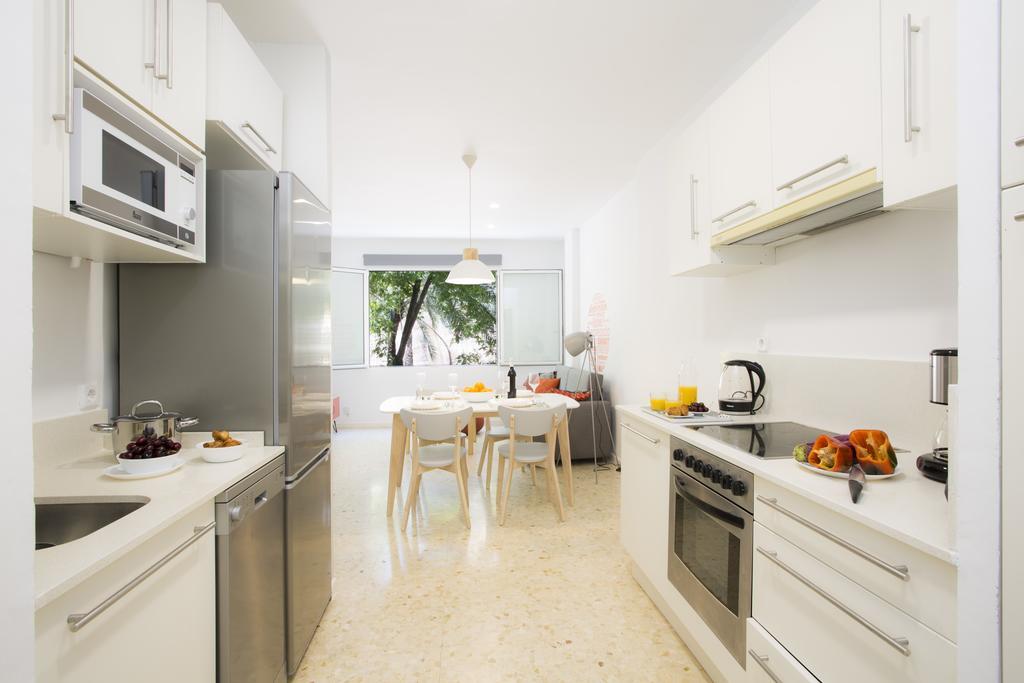 Singularstays Plaza Del Carmen Valencia Exteriör bild