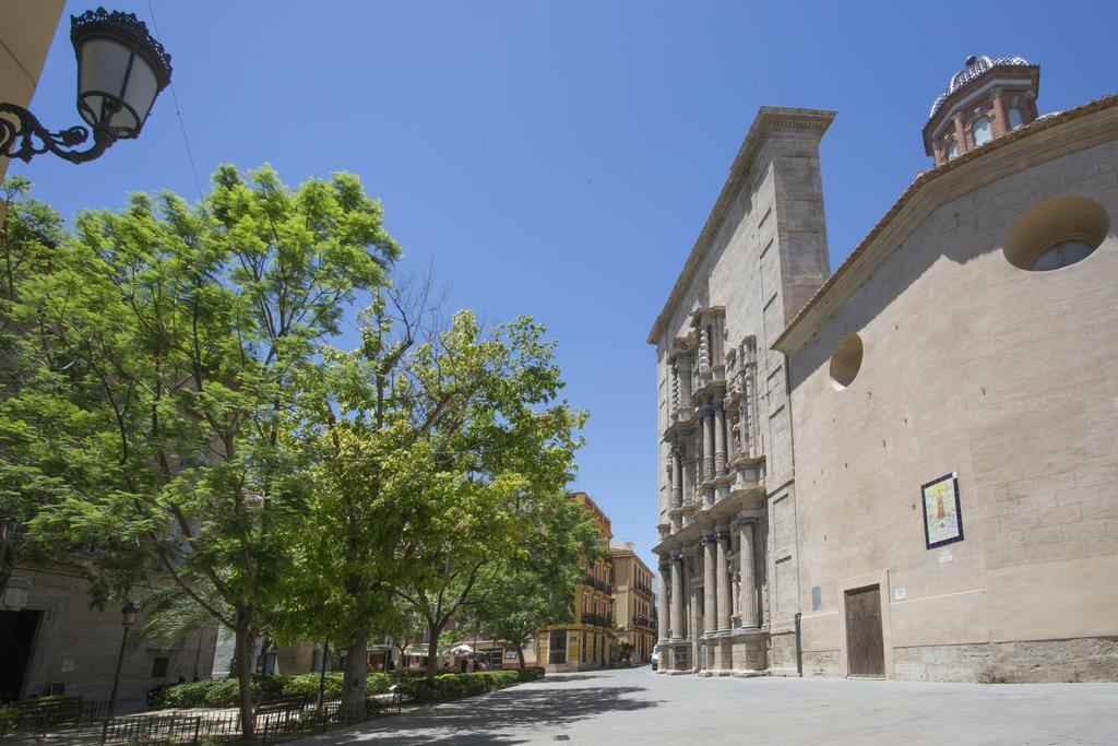 Singularstays Plaza Del Carmen Valencia Exteriör bild